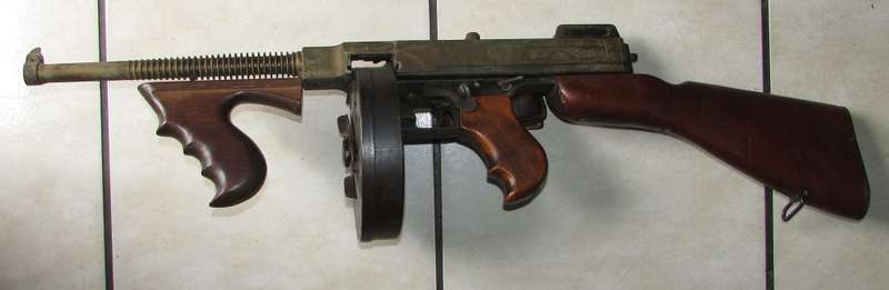 Rare Early Model Replica Thompson M1921 PFC SMG by MGC of Japan