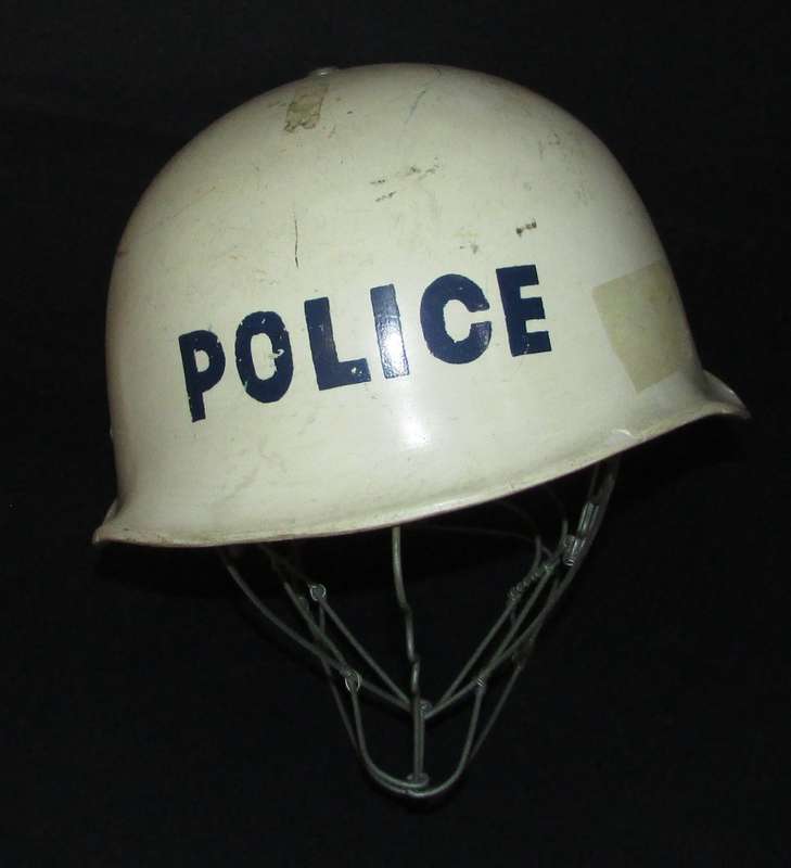 Rhodesia - British South African Police (BSAP)Helmet