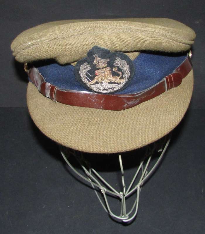 Rhodesia - British South African Police (BSAP)Peak Cap ( Well Used )