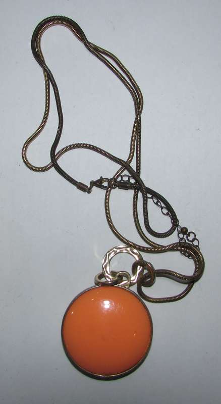 Cosutume Jewellery Item - Stunning Ladies Necklace
