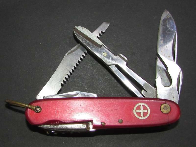 Swiss Army Style - Multitool Pocket Knife