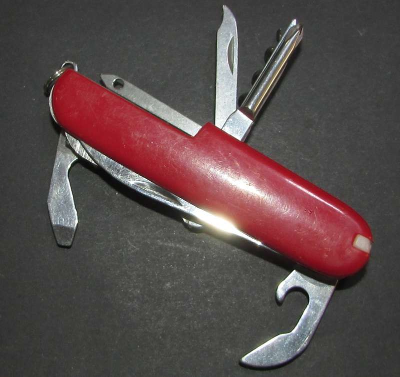 Swiss Army Style - Multitool Pocket Knife
