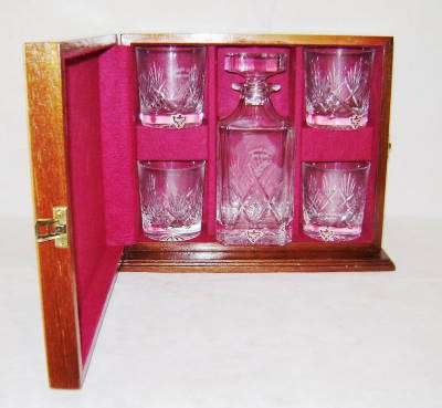 " Somerset " Lead Crystal Set in Wooden Box - Very Nice