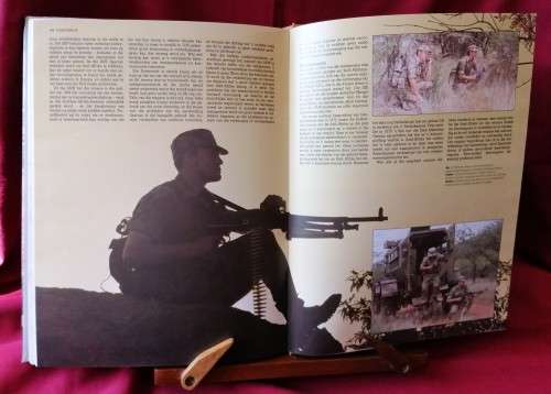 Die Suid-Afrikaanse Krygsmag - Helmoed- Romer Heitman