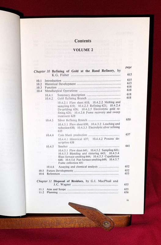 The Extractive Metallurgy of Gold in South Africa - Volumes 1 & 2