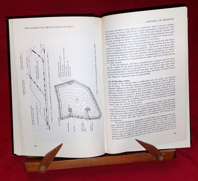 The Extractive Metallurgy of Gold in South Africa - Volumes 1 & 2