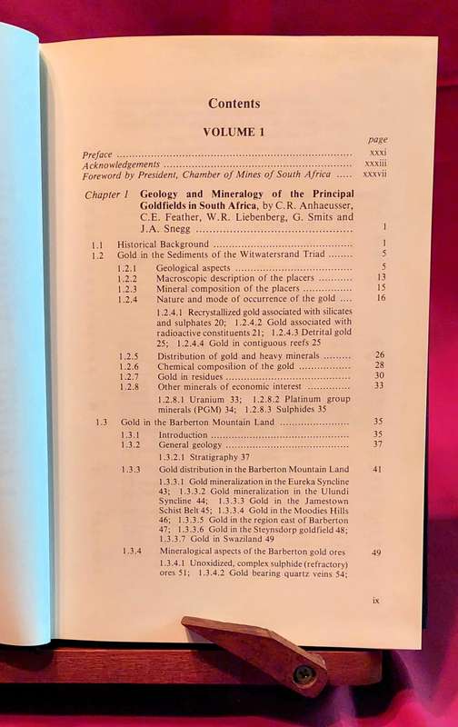 The Extractive Metallurgy of Gold in South Africa - Volumes 1 & 2