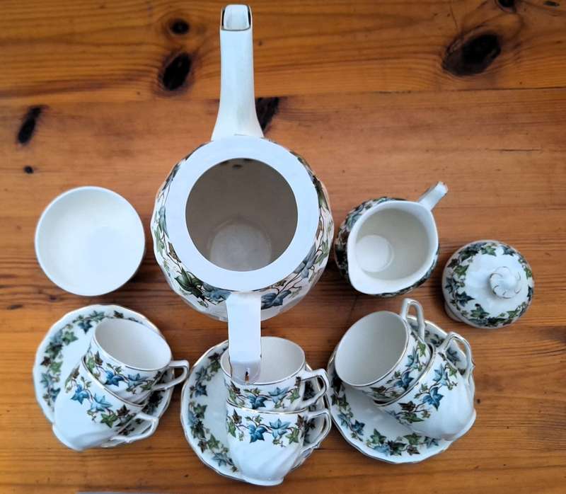 Antique "Old Chelsea Ivy Evergreen Pattern" Johnson Bros. Demitasse 15 Piece Coffee Set