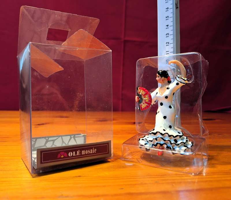 Ole Mosaic Spanish Flamenco Dancer (In protective plastic packaging)