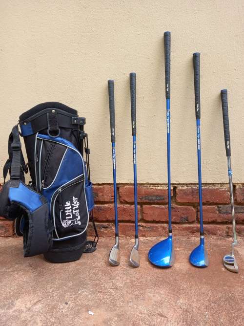 Junior golf club set