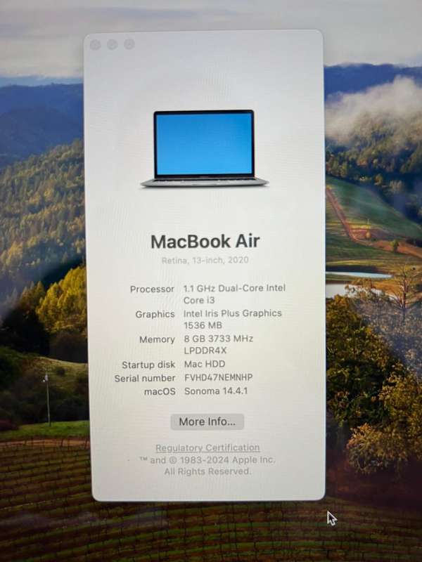 MACBOOK AIR