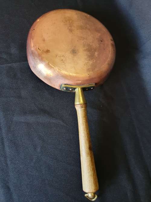 Medium Copper Pan
