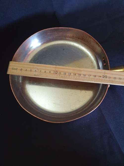 Medium Copper Pan