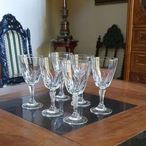 Gorgeous Set of Six Sherry Glasses