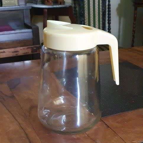Glass Water Pitcher with Plastic Handle