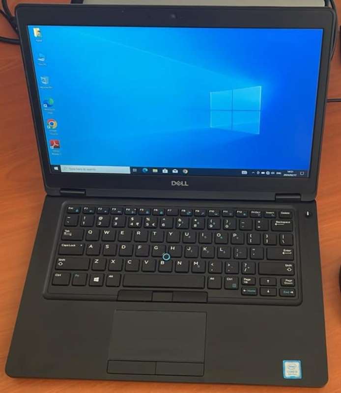 Dell Latitude 5490 - Intel Core i5, 8th Gen, 8GB RAM