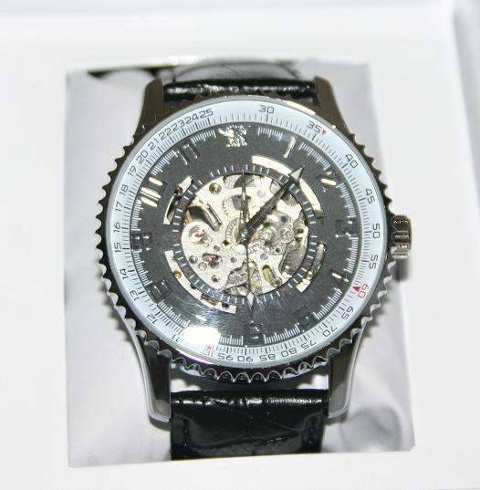 BRAND NEW Mens Designer "AUTOMATIC" watch - From P London