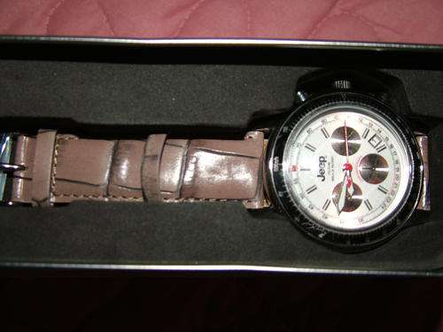 GENUINE Brand New Mens JEEP watch - Water resistant - Clearance Stock
