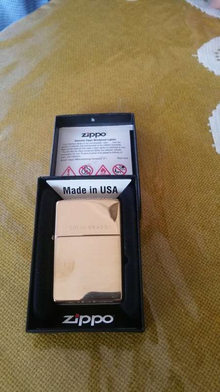 Brand New Original Genuine ZIPPO lighter - See Photo