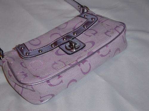 ORIGINAL GUESS HANDBAG*****BARGAIN*****