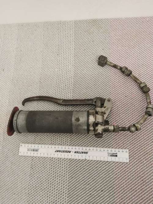 Vintage SAR Grease gun