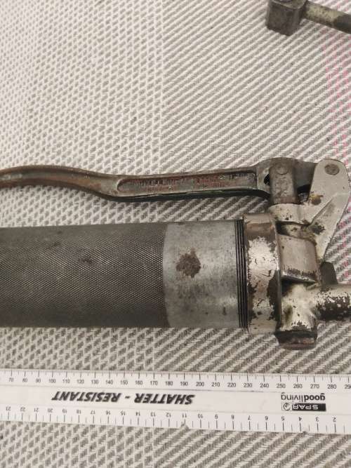 Vintage SAR Grease gun