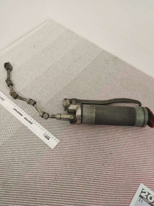 Vintage SAR Grease gun