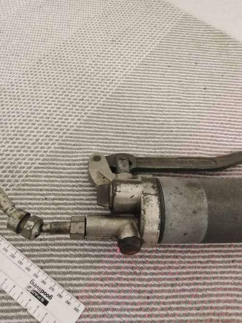 Vintage SAR Grease gun