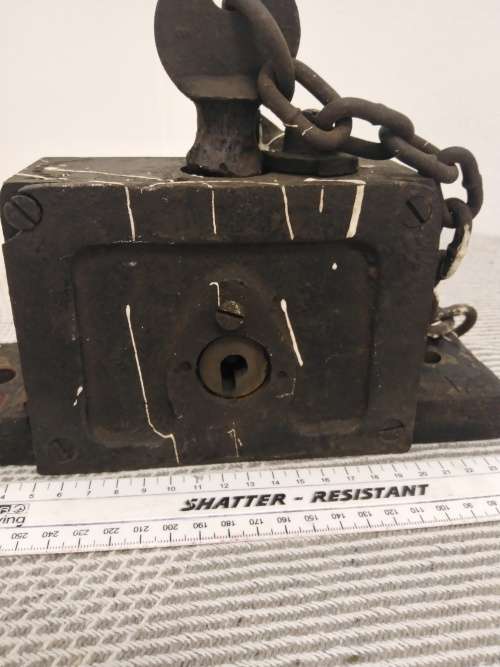 Vintage SAR Lock