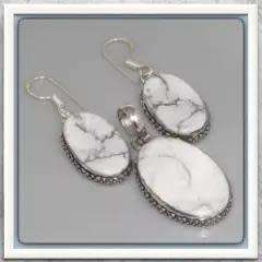 WONDERFUL FOR WHITE /GREYS/ REDS/BLACK***NATURAL HOWLITE GEMSTONE .925 SILVER SET