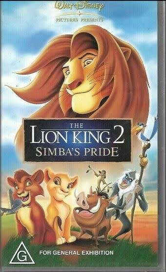 Lion King, Ariel, Aladdin & more VHS tapes (38)