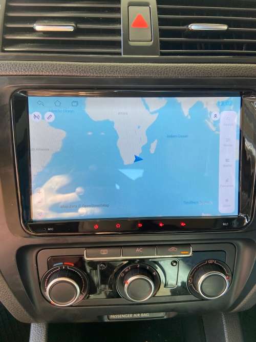 VW Polo 9 Inch Android Radio with CarPlay & Reverse Camera