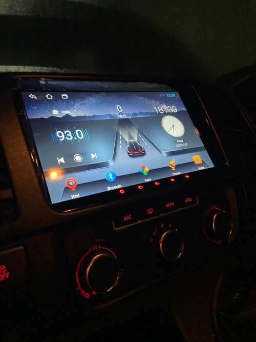 VW Polo 9 Inch Android Radio with CarPlay & Reverse Camera