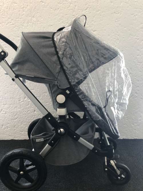 Grey Bugaboo Chameleon 3 With Bassinet, Pram and Maxi Cosi Pebble Plus Car Seat