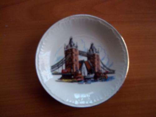Beautiful little plate - Tower Bridge - Squire made in England