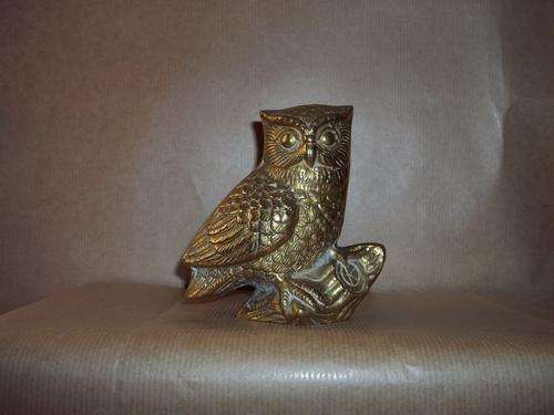 Beutiful  solid brass owl - 12cm high and 12 cm wide