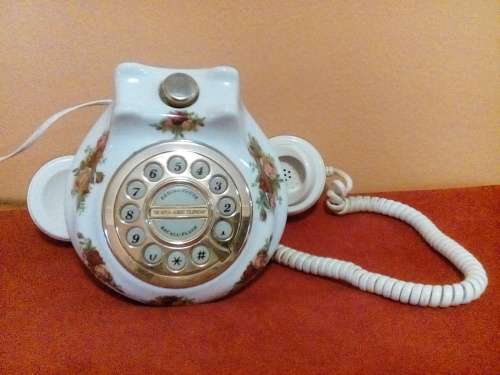 Royal Albert - Old Country Roses - Porcelain Telephone - 1962 - Lovely !!!