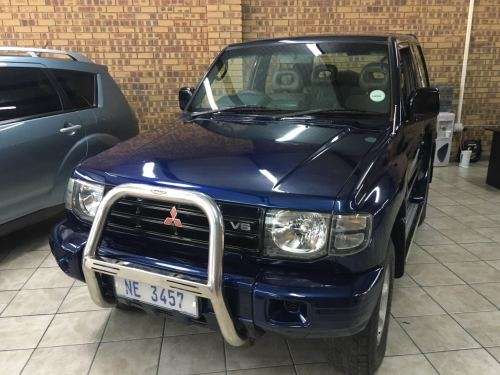 Mitsubishi Pajero 30.L  3dr 4X4