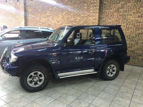 Mitsubishi Pajero 30.L  3dr 4X4