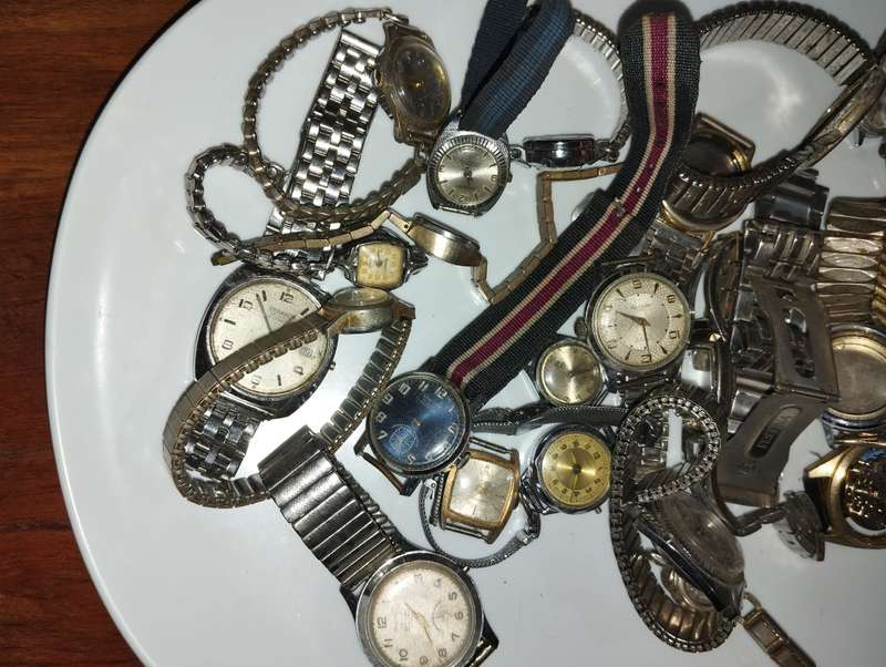 Vintage Watches: Bulk Lot