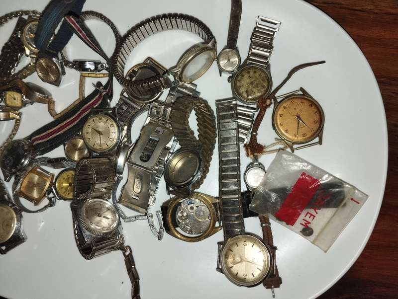 Vintage Watches: Bulk Lot