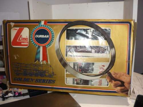 LIMA TRAIN SET-DURBAN-GOLDEN SERIES .In working condition.