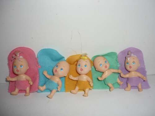 TYCO QUINTS-NEWBORNS- IN BUNTING