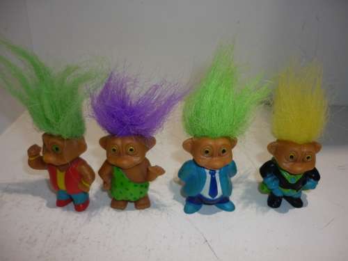 4X CUTE TROLLS-5CM TALL-SOMA TOYS