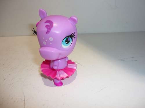 LITTLEST PET SHOP