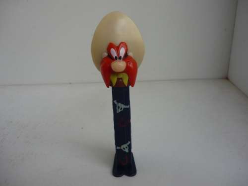 PEZ-COLLECTABLE-YOSEMITE SAM-HUNGARY