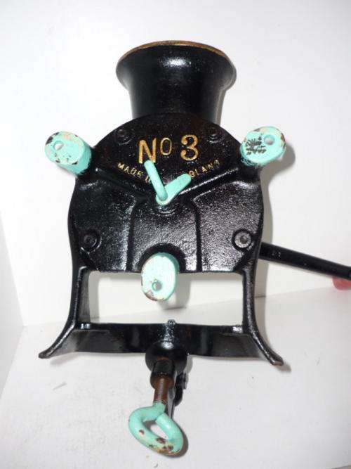 SPONG COFFEE GRINDER No 3-30CM HIGH