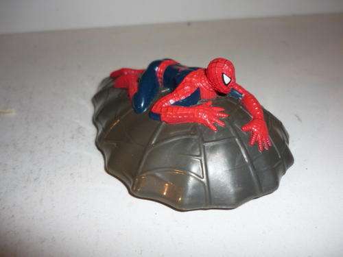 SPIDERMAN FIGURINE ON WHEELS-12CM LONG