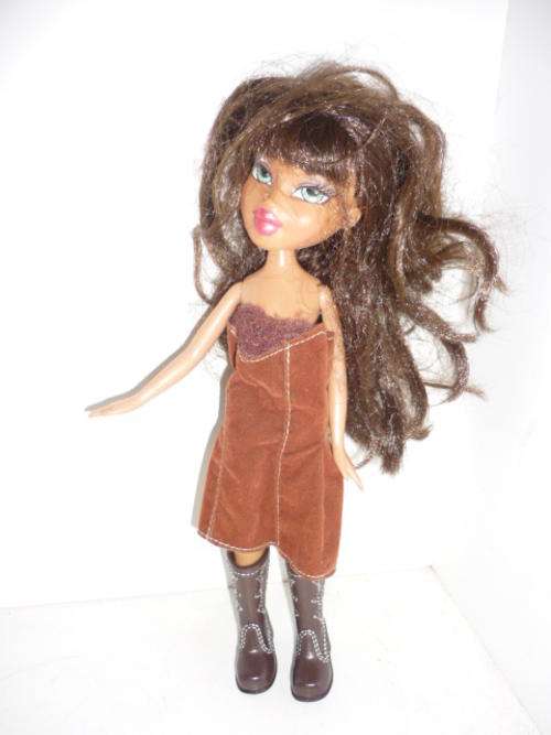 BRATZ DOLL-24CM TALL