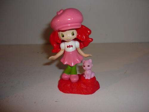 STRAWBERRY SHORTCAKE DOLL-MACDONALDS-11CM TALL